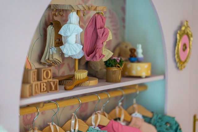 How to Create a Warm and Personalized Bedroom Space for Children