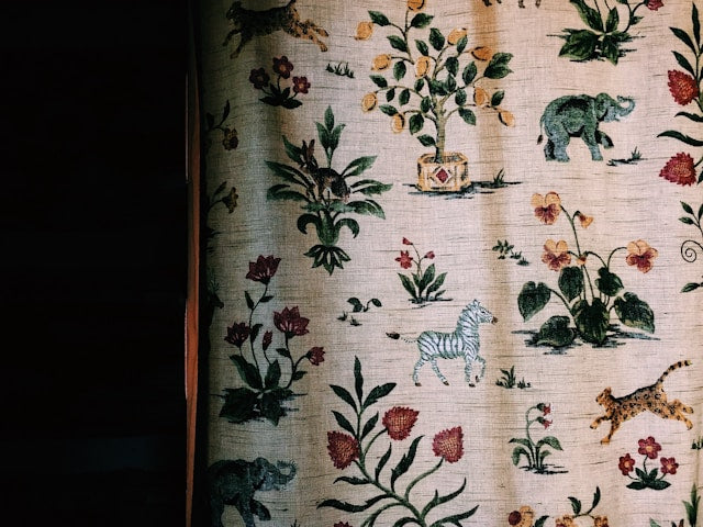 Animal-Themed Kids Blankets: Creating a Cozy and Playful Bedroom Space
