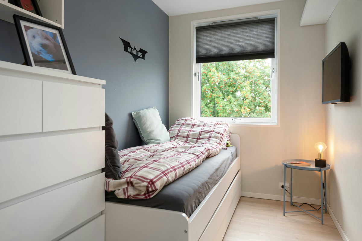 Trundle Montessori Beds: Extra Sleeping Space for Guests