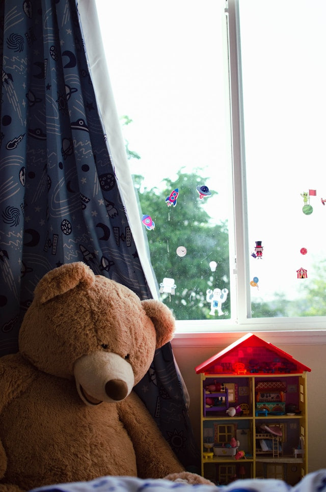 How to Create a Character-Themed Bedroom With Kids Bedding