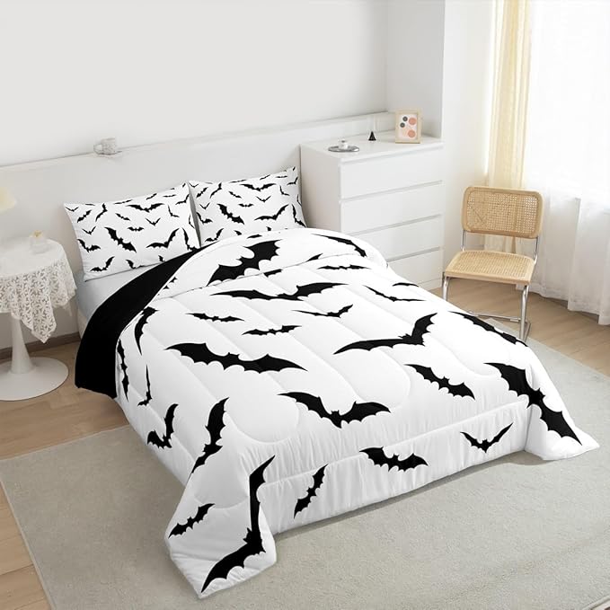 Erosebridal Halloween Bats Bedding Set White Black Spooky Comforter Set Toddler Size,Horror Flying Bats Quilt for Kids Boys Girls Adults Gothic Mysterious Wild Animal Duvet Insert,Spooky Home Decor
