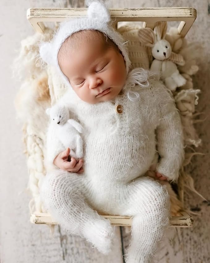 Newborn Photography Props Bed Baby Photoshoot Props Wooden Posing Bed Studio Photo Props Handcrafted Rustic for Professional Photographers Newborn Photo Sessions Detachable Doll Bed