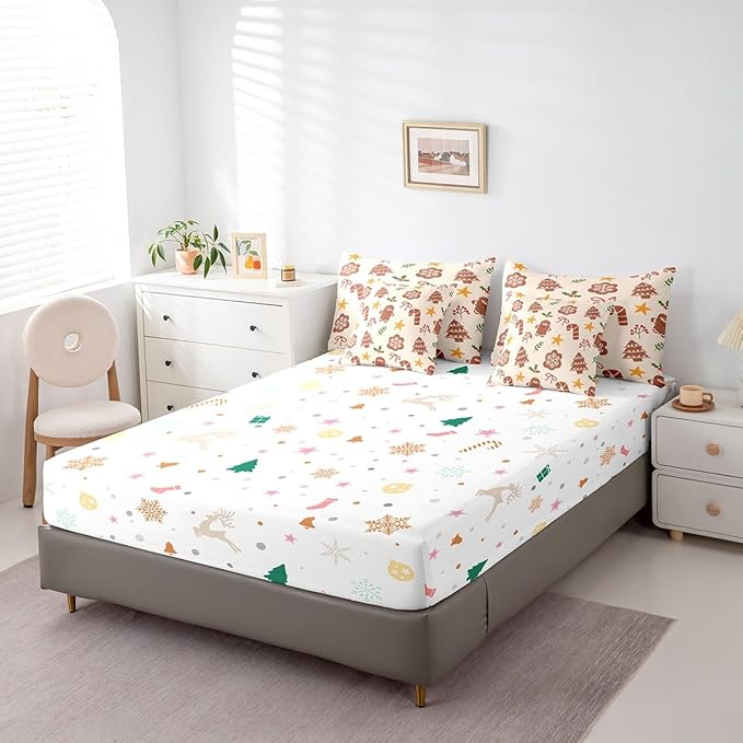 Merry Christmas Kids Bedding Set Xmas Theme Comforter Set with Sheets for Boys Girls Cartoon Gingerbread Man Christmas Tree Decor Bed in a Bag Brown Bed Set 7Pcs Queen Size