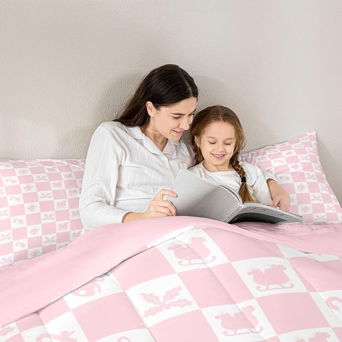 Feelyou Christmas Comforter Set Queen Size Checkered Pattern Bedding Set for Kids Boys Girls Holiday Theme Duvet Quilt Xmas Decorations Bedroom Decor Pink Microfiber 3 Pcs with 2 Pillow Cases