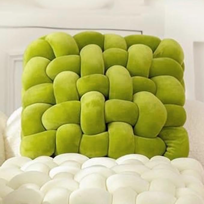 Velvet Chunky Bulky Giant Arm Knitting Yarn, Super Soft Jumbo Tube Weight, Fluffy DIY Crochet Hand Making Washable Yarn for Blanket, Pet Bed, Rugs, Pillow (1.1lb-Green)