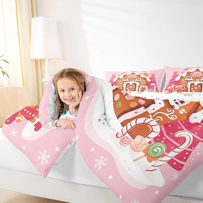 jejeloiu Kids Christmas Theme Comforter Set King Size Cute Gingerbread Man Bedding Set for Boys Girls Teens Pink Xmas Tree Candy House Winter Snowflake New Year Duvet Quilt Room Decor
