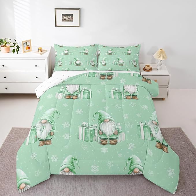 Feelyou Green Christmas Comforter Set All Season Scandinavian Christmas Santa Gnomes Bedding Set with 2 Pillow Cases Xmas Snowflake Kids King Bedclothes Bedroom Decor Breathable Soft