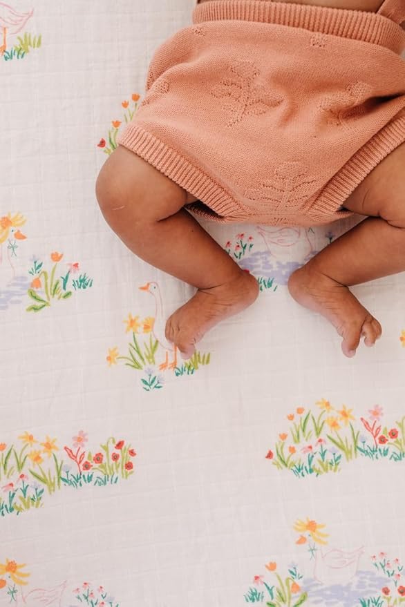 CLEMENTINE KIDS Garden Goose Swaddle
