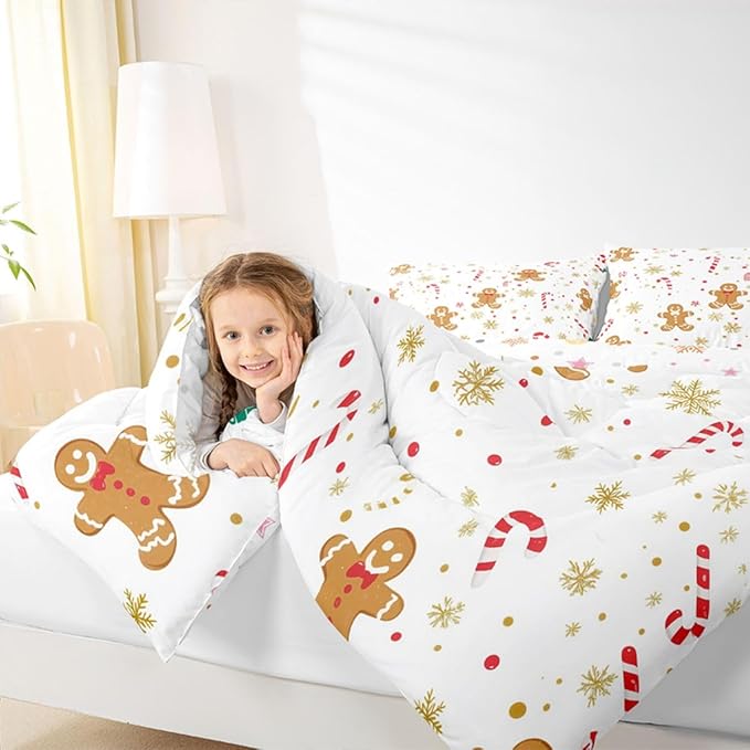Feelyou Cute Gingerbread Man Comforter Set Queen Size Candy Cane Bedding Set for Kids Boys Girls Golden Snowflake Duvet Quilt Christmas Pattern Bedroom Decor Festive Design 3 Pcs with 2 Pillow Cases