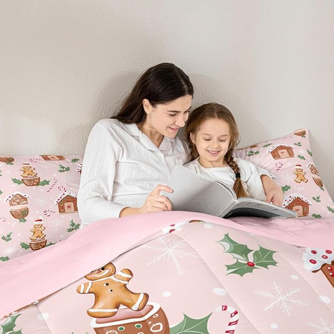 Feelyou Pink Christmas Comforter Set All Season Gingerbread Man Bedding Set with 2 Pillow Cases Christmas Pastry Microfiber Kids King Bedclothes Candy Cane Bedroom Decor Duvet Quilt Breathable Soft