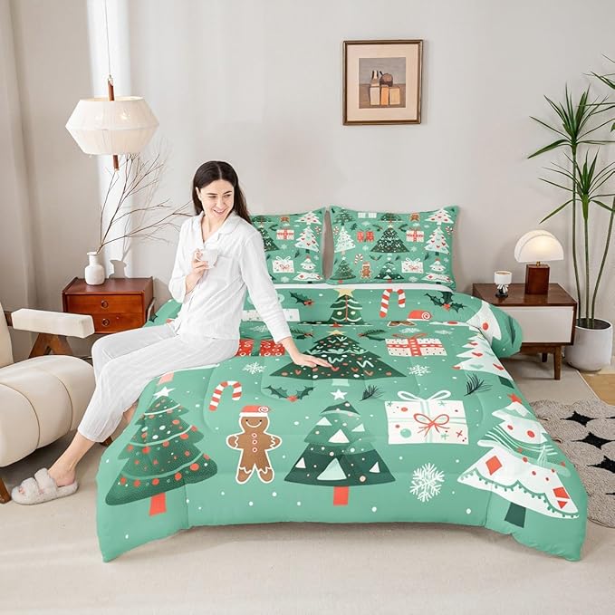 Feelyou Christmas Bedding Set Soft for Boys Girls, Xmas Tree Snowflake Comforter Set King Size Gingerbread Man Duvet Quilt Microfiber New Year Gift Bedroom Decor 3 Pcs with 2 Pillow Cases
