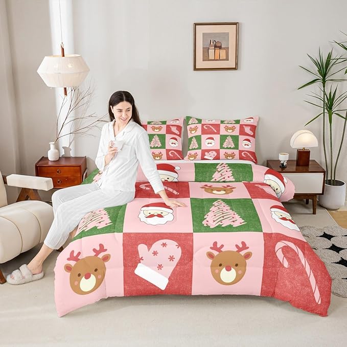 Feelyou Merry Christmas Bedding Set Soft for Boys Girls, Xmas Tree Santa Claus Comforter Set Queen Size Candy Cane Deer Duvet Quilt Microfiber Patchwork Bedroom Decor 3 Pcs with 2 Pillow Cases