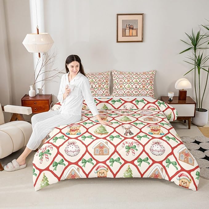 Merry Christmas Kids Bedding Set King Size,Kawaii Bowknot Cartoon Xmas Bear Comforter Set,Pine Tree Geometric Lattice Quilt Comforter,Beige Red Green Bedroom Duvet Insert,2 Pillowcases