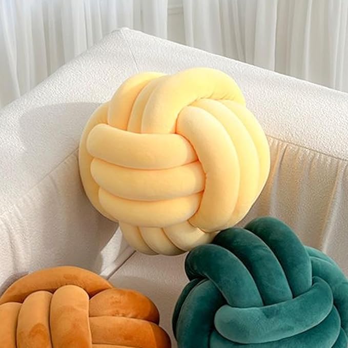 Velvet Chunky Yarn Bulky Giant Arm Knitting Ya rn, Super Soft Jumbo Tube Weight, Fluffy DIY Crochet Hand Making Washable for Blanket, Pet Bed, Rugs Pillow (2.2lb-Gold Yellow)
