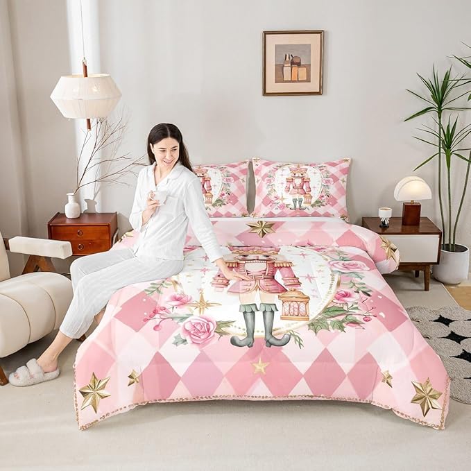 Feelyou Christmas Comforter Set Full Size Pink Nutcrackers Bedding Set for Kids Boys Girls Floral Duvet Quilt Funny Nutcracker Bedroom Decor Rose Microfiber 3 Pcs with 2 Pillow Cases