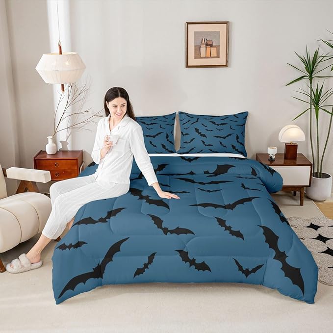Erosebridal Halloween Bat Comforter Set Gothic Bats Bedding Set Toddler Size,Black Blue Spooky Goth Quilt for Kids Boys Girls Adults Vintage Halloween Decor Down Comforter,Horror Room Decor