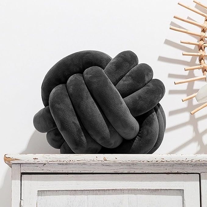 Velvet Chunky Yarn Bulky Giant Arm Knitting Y arn, Super Soft Jumbo Tube Weight, Fluffy DIY Crochet Hand Making Washable for Blanket, Pet Bed, Rugs Pillow(2.2lb-Black)
