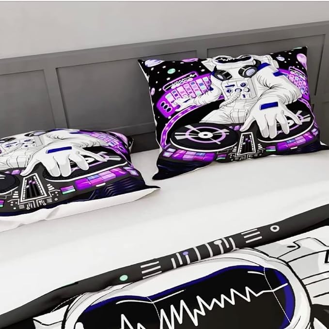 kxry Space Astronaut Galaxy Comforter Sets Full Size Outer Space Themed Bedroom Decor Bedding Sets Black and Purple Bedding Quilt for Kids Teen Girls 1 Comforter+ 2 Pillowcases