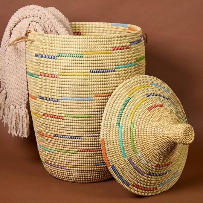 Tall Large Decorative Wicker Storage Basket with Lid, Laundry Hamper, Blanket Storage, Toys Bin, Clothes Holder, Boho Style (Colors Beige)