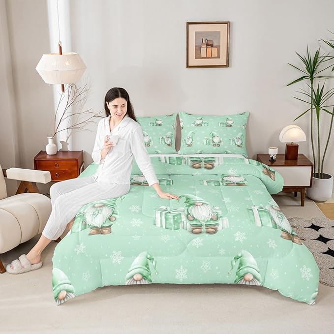 Feelyou Green Christmas Comforter Set All Season Scandinavian Christmas Santa Gnomes Bedding Set with 2 Pillow Cases Xmas Snowflake Kids Queen Bedclothes Bedroom Decor Breathable Soft