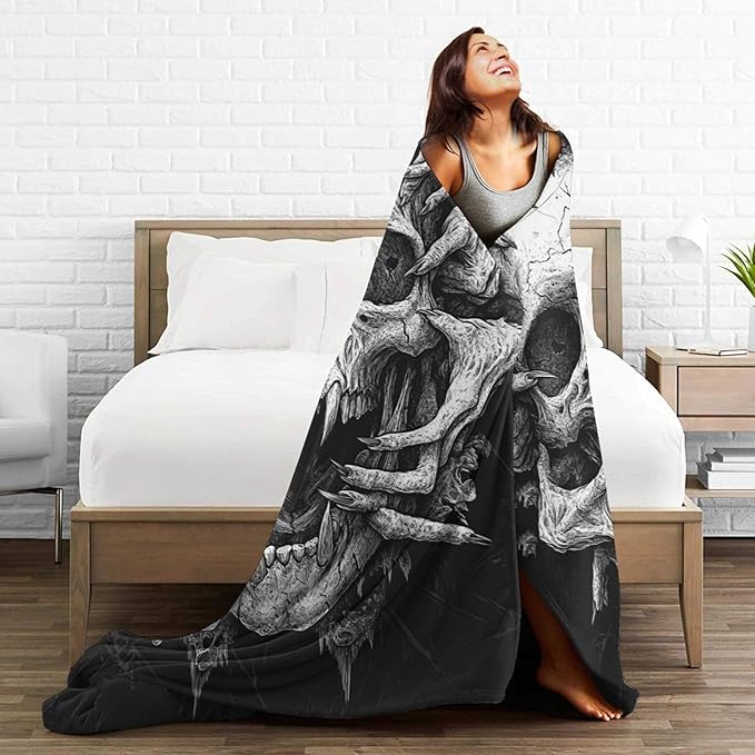 Skull Blanket for Girls Boys Horrible Gothic Throw Blankets Soft Cozy Warm Fuzzy Fleece Cool Black White Bedding Flannel Throws Stuff Gifts for Skull Lovers Kids Men Women Bedroom Decor 50"x40"