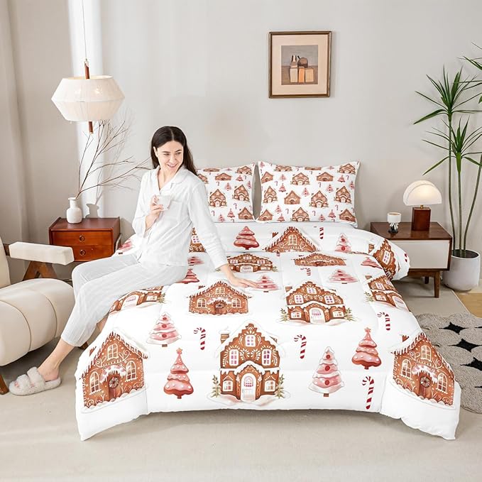 Feelyou Merry Christmas Comforter Set Toddler Size Gingerbread House Bedding Set for Kids Boys Girls Xmas Tree Duvet Quilt Candy Cane Bedroom Decor Microfiber 2 Pcs with 1 Pillow Cases