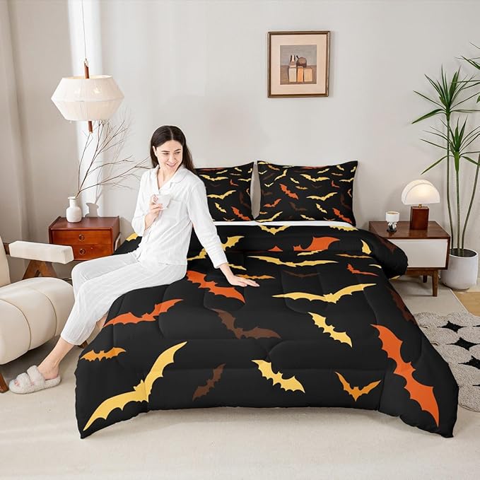 Erosebridal Bat Comforter Set for Kids Halloween Quilt Bats Animal Silhouette Bedding Set King Size Happy Holiday Gothic Style Bedding Comforter Sets with 2 Pillow Cases,Yellow and Orange