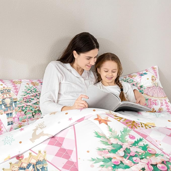 jejeloiu Christmas Nutcracker Comforter Set Twin Size Gingerbread Man Bedding Set for Kids Boys Girls Xmas Tree Duvet Quilt White Pink Bedroom Decor