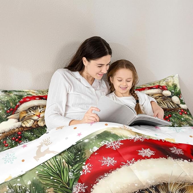 Xmas Cat Kids Comforter Set Full Size,Snowflake Holly Berry Winter Bedding Set,Girls Boys Room Decor,Christmas Poinsettia Animal Quilt Comforter,Green Yellow Duvet Set Bedroom Quilt Set,2 Pillowcases