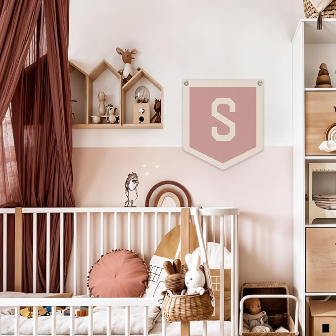 Lacama Pink Initial Personalized Preppy Banner, Baby Shower Decor Gifts, Wall Decor for Women Teen Girl, Vintage Room Decor Toddler Room Bedroom Playroom Front Door Birthday Gift(S)