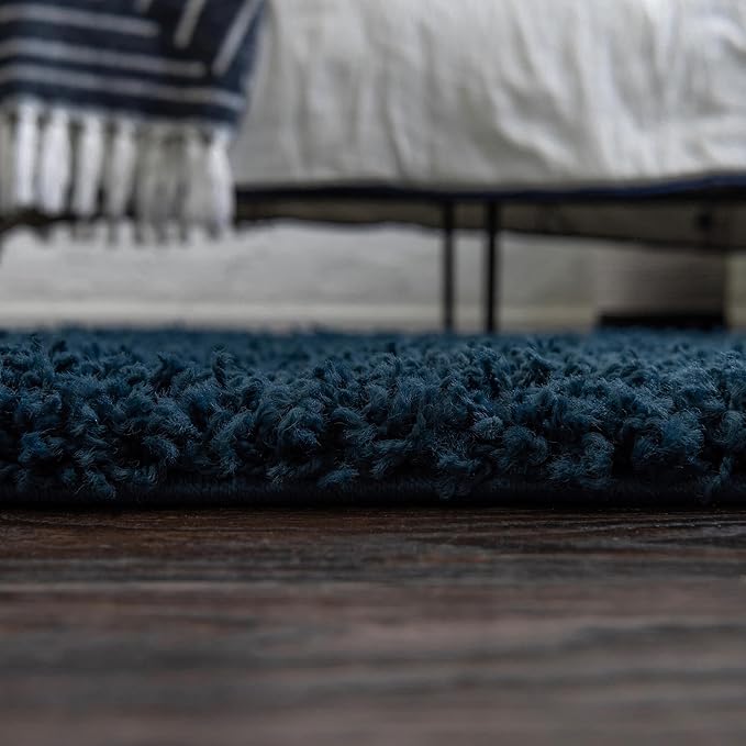 Unique Loom Solid Shag Collection Area Rug (8' x 10' Oval, Sapphire Blue/ Navy Blue)
