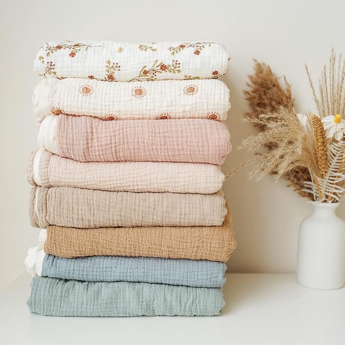 Konssy Baby Blankets for Unisex Boys Girls, Super Soft Nursery Minky Blankets with Muslin Cotton Front and Dotted Fleece Backing, Printed Bed Throws Newborn