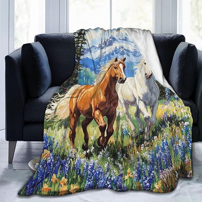 Horse Blanket Horses Decor Throw Blanket Super Soft Flannel Lightweight Fluffy Plush Fuzzy Fleece Animals Blanket Gifts for Horse Lover Girl Woman Boys Kids Adults Man for Bed Sofa 50"X60"