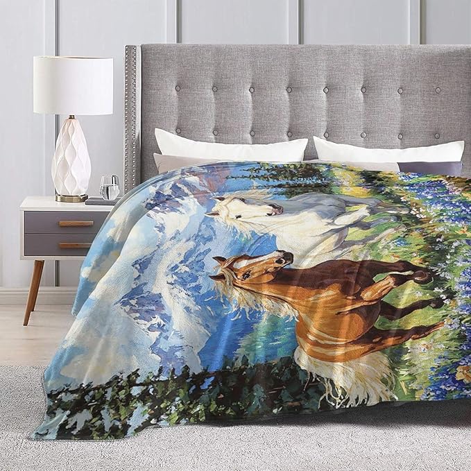 Horse Blanket Horses Decor Throw Blanket Super Soft Flannel Lightweight Fluffy Plush Fuzzy Fleece Animals Blanket Gifts for Horse Lover Girl Woman Boys Kids Adults Man for Bed Sofa 50"X60"