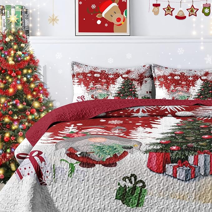 Christmas King Size Quilt Set, Cute Gnome Lightweight Bedspread Coverlet with Pillow Shams for Kids and Adults, Merry Xmas 3 Pcs Bedding Bed Cover
