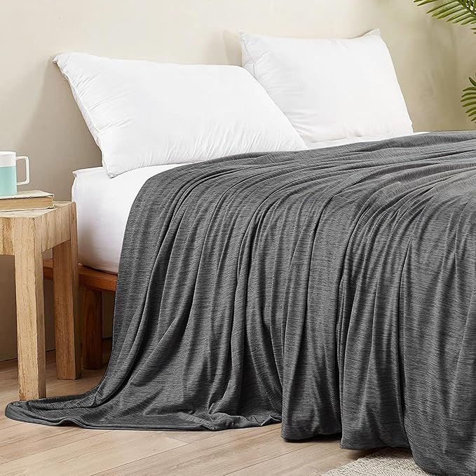 LUXEAR Cooling Blanket Japanese Q-Max >0.5 Technology Keep Cool in Hot Summer, King Size Blanket for Adults, Children, Babies, Mica Nylon and PE Cool Fabric Breathable Comfortable-Black