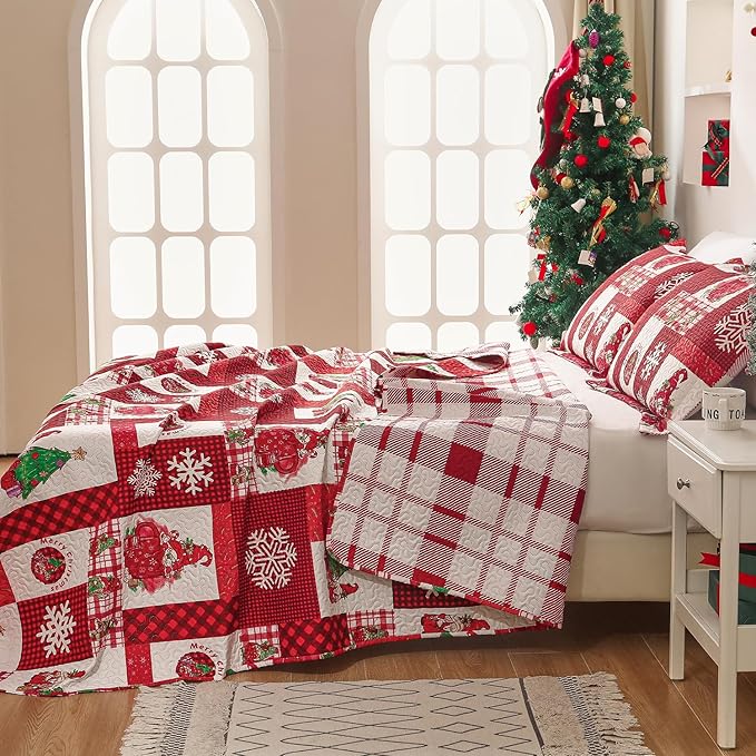 Gnome Christmas Quilt Bedding - King Size, Red Plaid, Holiday Lightweight Reversible Quilt Bedspread