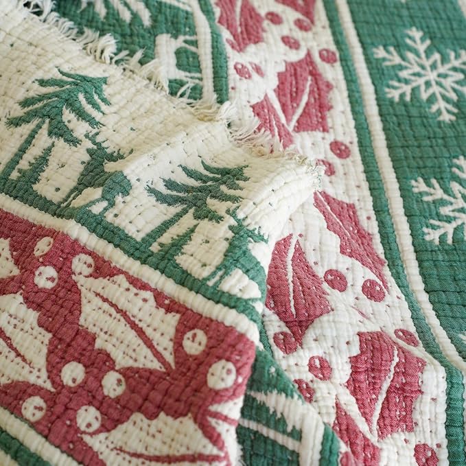 Christmas Muslin Comforter – Cotton Muslin Blanket with Soft Fiber Filling, Breathable & Cozy Muslin Throw Blanket, Reversible Holiday Quilt (Merry Christmas, King (U.S. Standard))