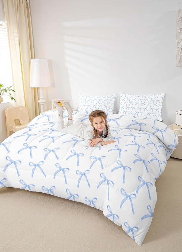 Manfei 7 Pieces Cartoon Bowknot Kids Comforter King Size,Bow Tie Knot Geometric Patchwork Fashion Bedding Set,Hand-Painted Sketch Blue Noble（Comforter+Fitted+Flat+2 Pillowcases+2 Throw Pillow Covers）