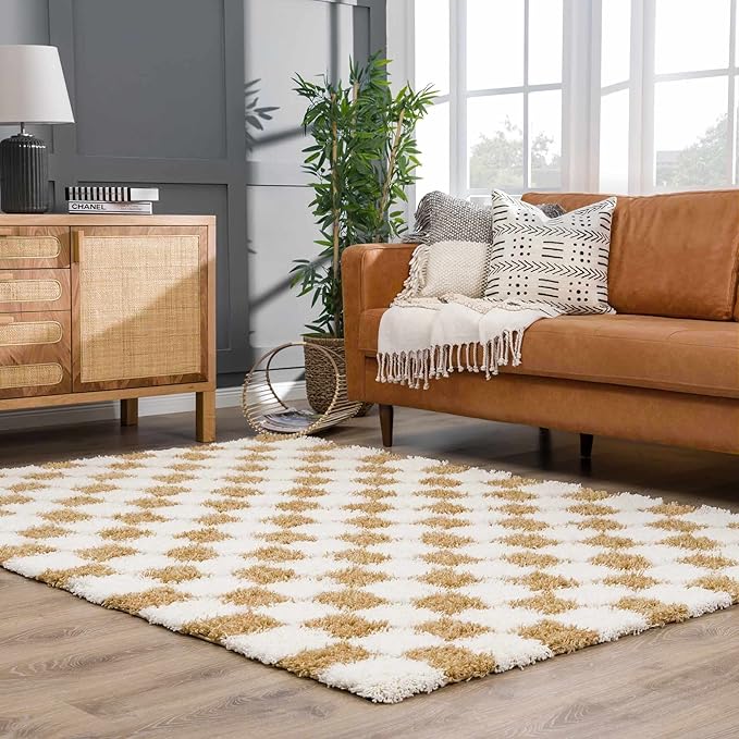 BoutiqueRugs Atira Modern Checkered Shag Rug - High Pile Fluffy Shaggy Carpet for Hallway, Nursery, Playroom, Girls Boys Room - Yellow, Cream, White, Mustard - 2'7" x 7'3" (2x8)