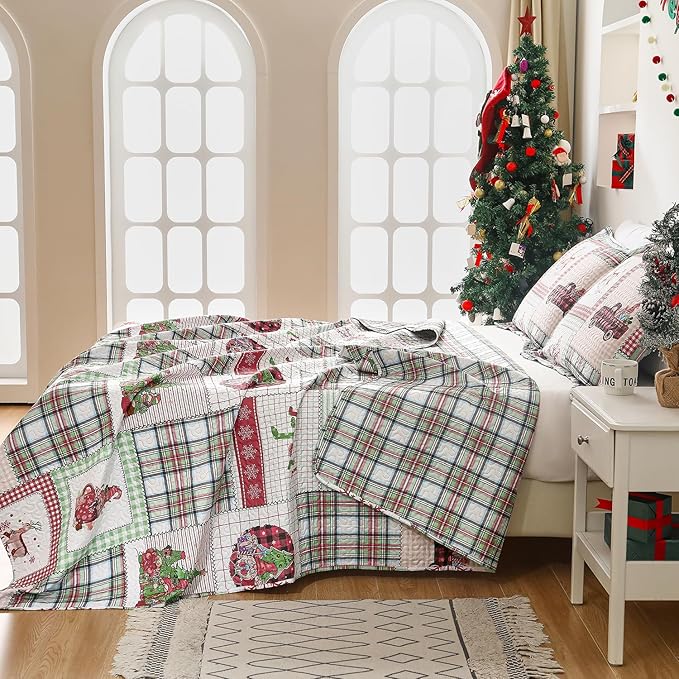 Christmas Bedding Set Twin Christmas Quilt Bedspread Xmas Coverlet,Red Green Plaid Patchwork Christmas Quilt Bedding Holiday Christmas Quilt Bedspread Lightweight Reversible Gnome Christmas Decor Gift