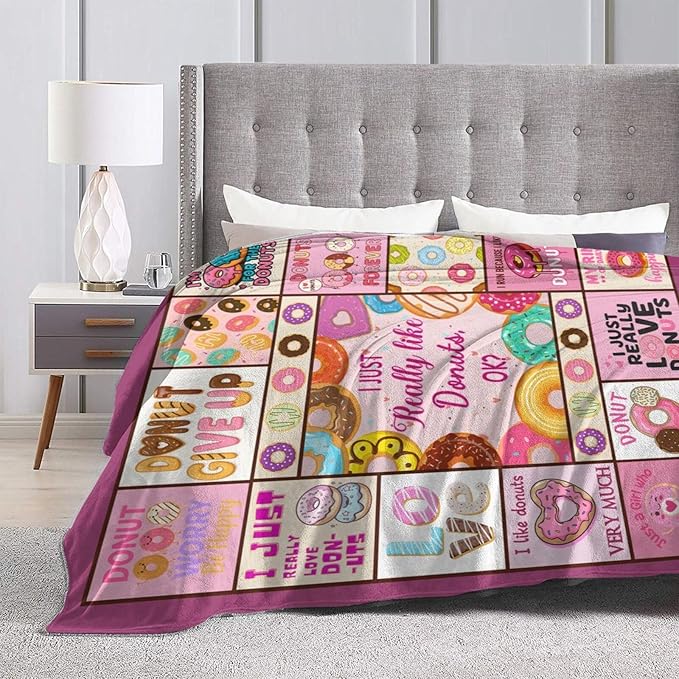 Pink Donut Fleece Blanket Dessert Doughnut Throw Blankets for Girls Boys Super Soft Warm Flannel Funny Food Throws Gifts for Men Women Cozy Fuzzy Plush Stuff Couch Bed Bedding Decor 50"x40"