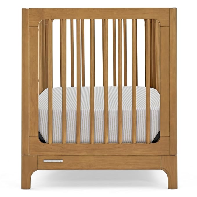 Delta Children babyGap Wren 4-in-1 Convertible Crib Greenguard Gold Certified, Acorn