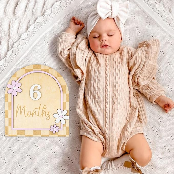 Daisy Flower Baby Monthly Milestone Cards - Wooden Monthly Milestone Double Sign - Newborn Photography Props to Document Your Baby´s Growth - Baby Announcement Sign (B10)