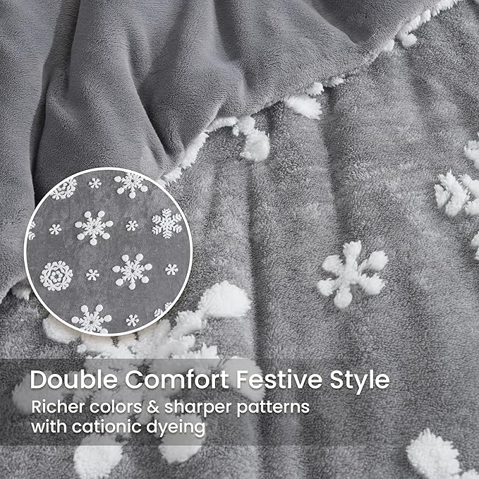 Amélie Home Christmas Comforter Set Queen, Fluffy Fleece Bedding Set with Christmas Snowflake, Grey Plush Comforter for Winter, 3 Pieces, 1 Soft Comforter and 2 Pillow Shams