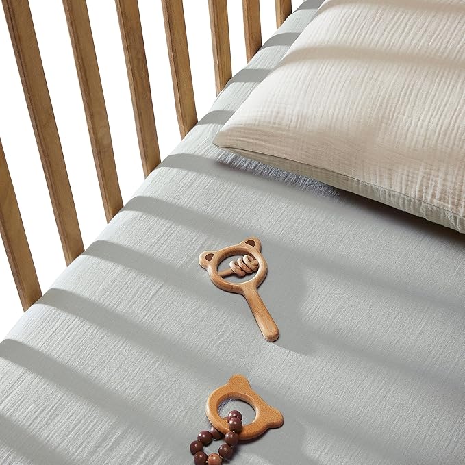 Bioweaves Organic Cotton Muslin Bassinet Sheet, GOTS Certified Extra Soft Fitted Sheet, Universal Fit for Oval Baby Bassinet Mattresses, 33" x 17", 4 Inch Pocket, Hint of Mint